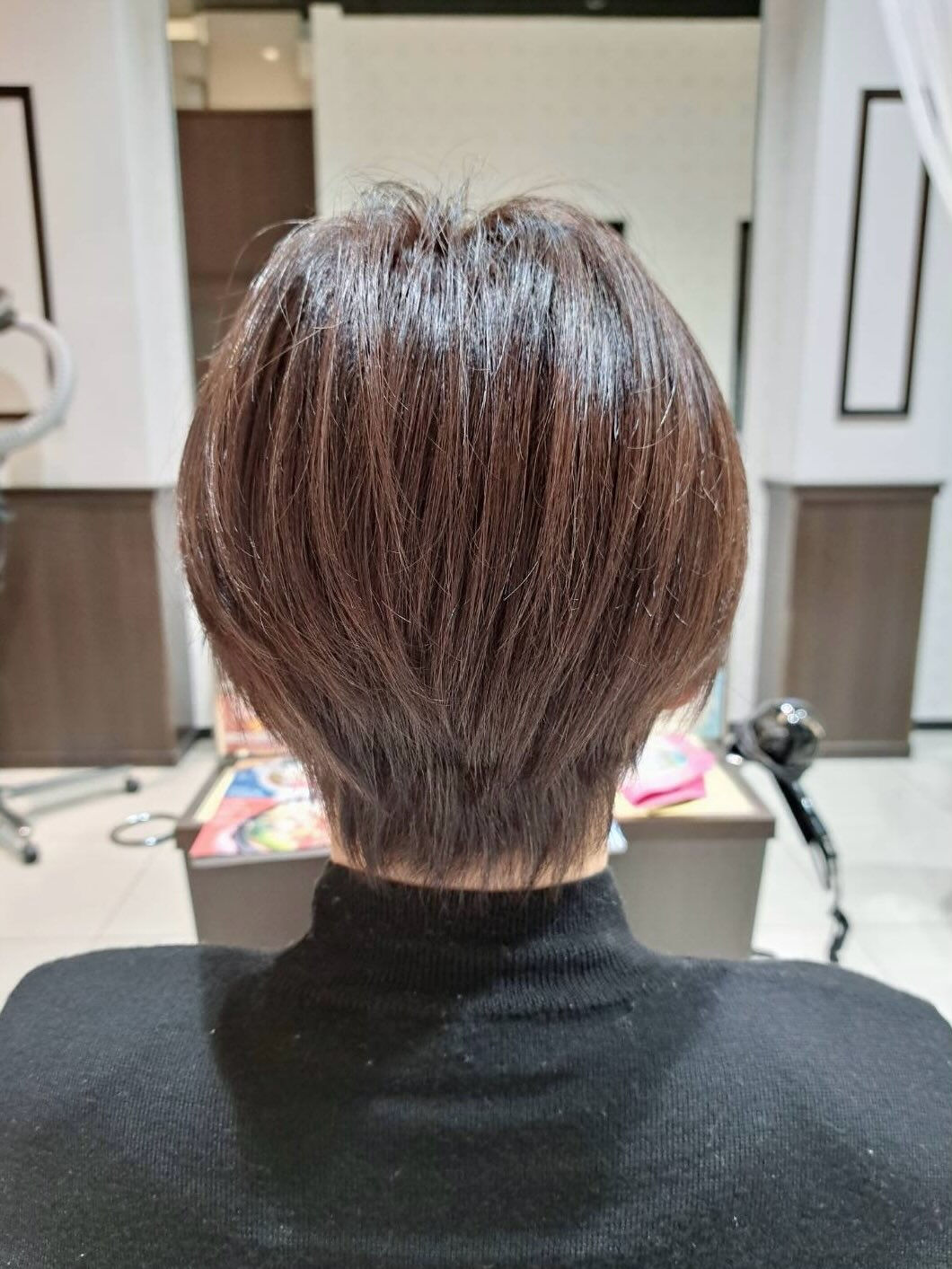 【丸みクビレショート】